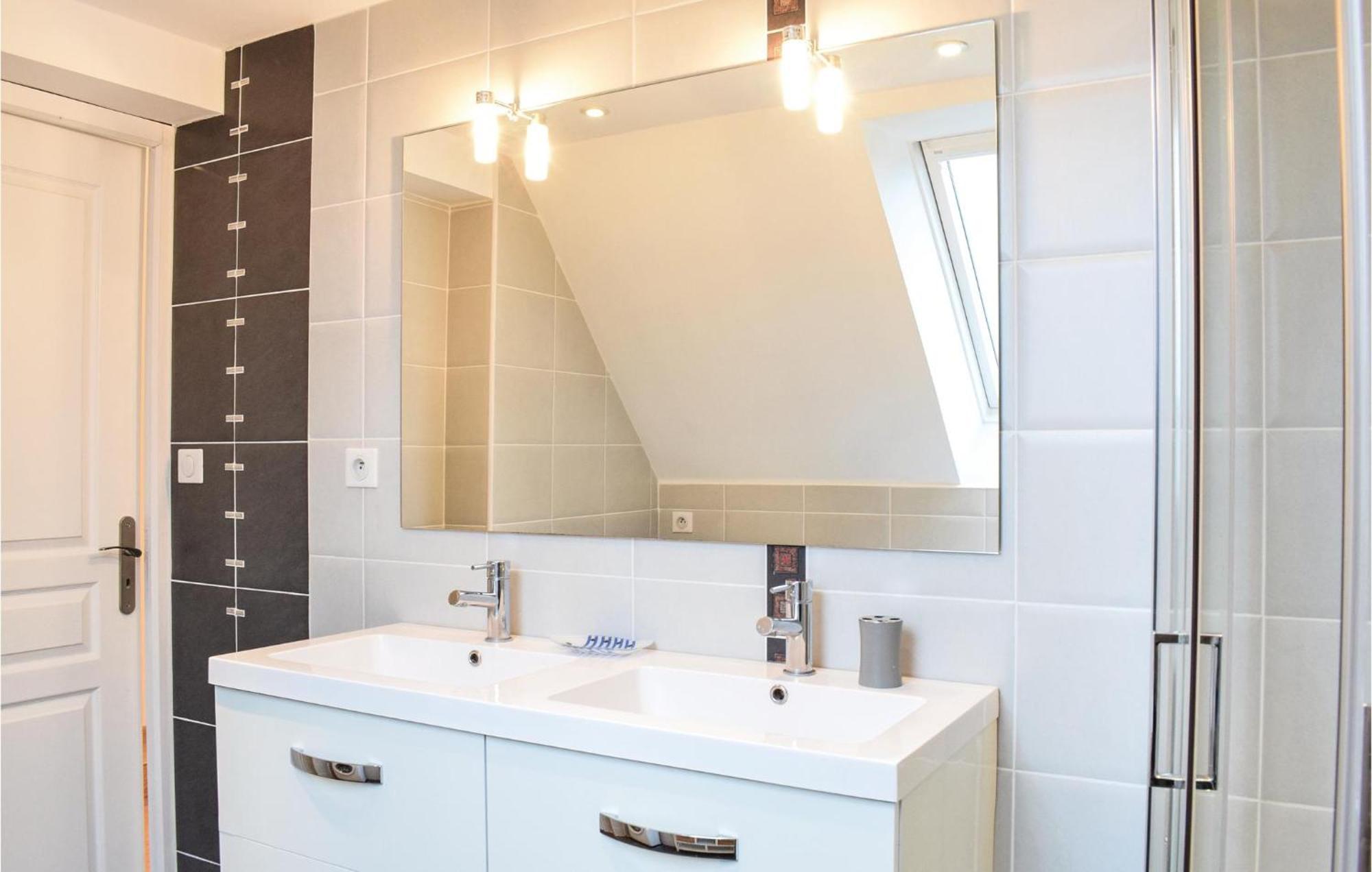 2 Bedroom Amazing Apartment In Ponts 외부 사진