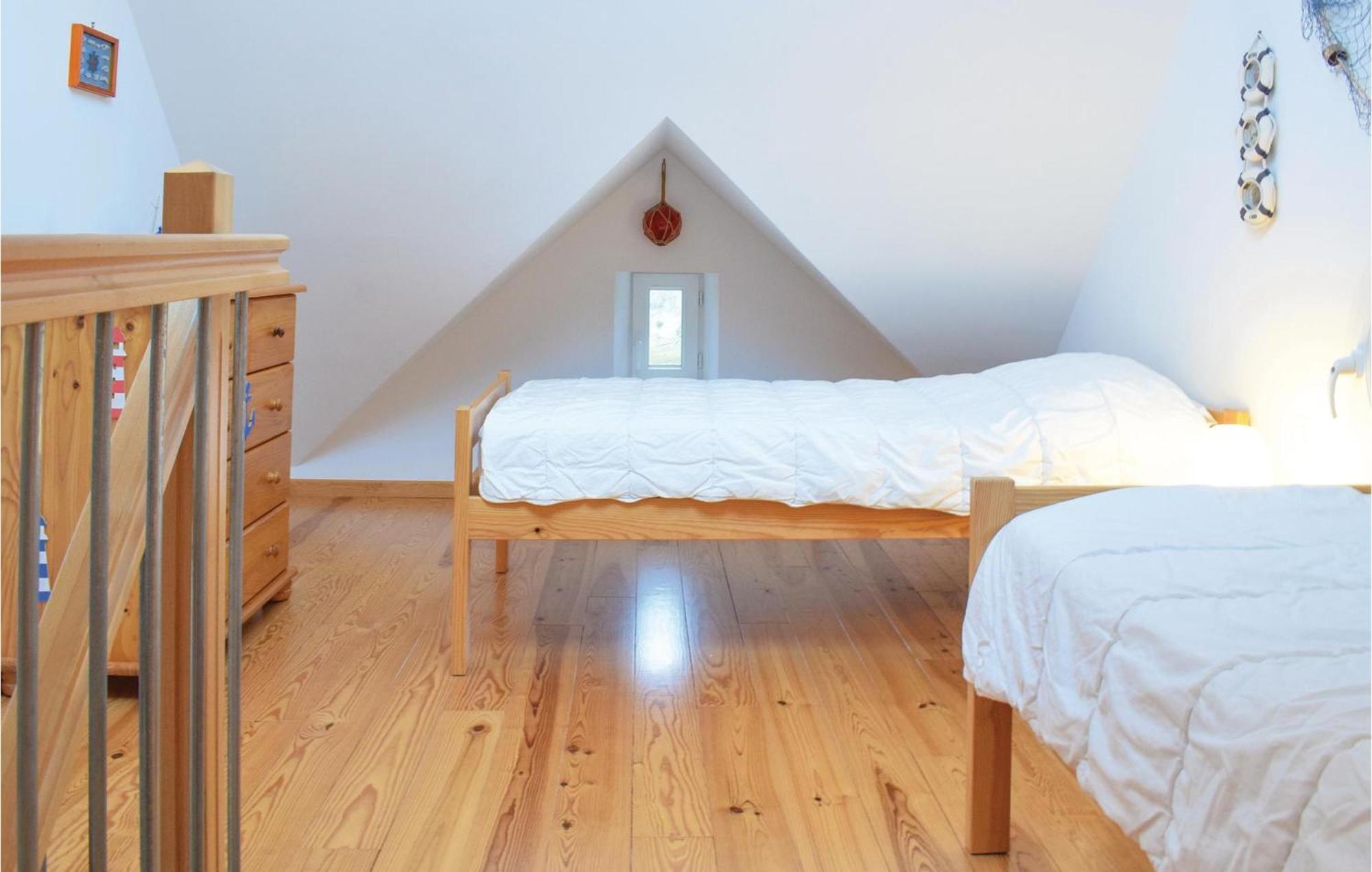 2 Bedroom Amazing Apartment In Ponts 외부 사진