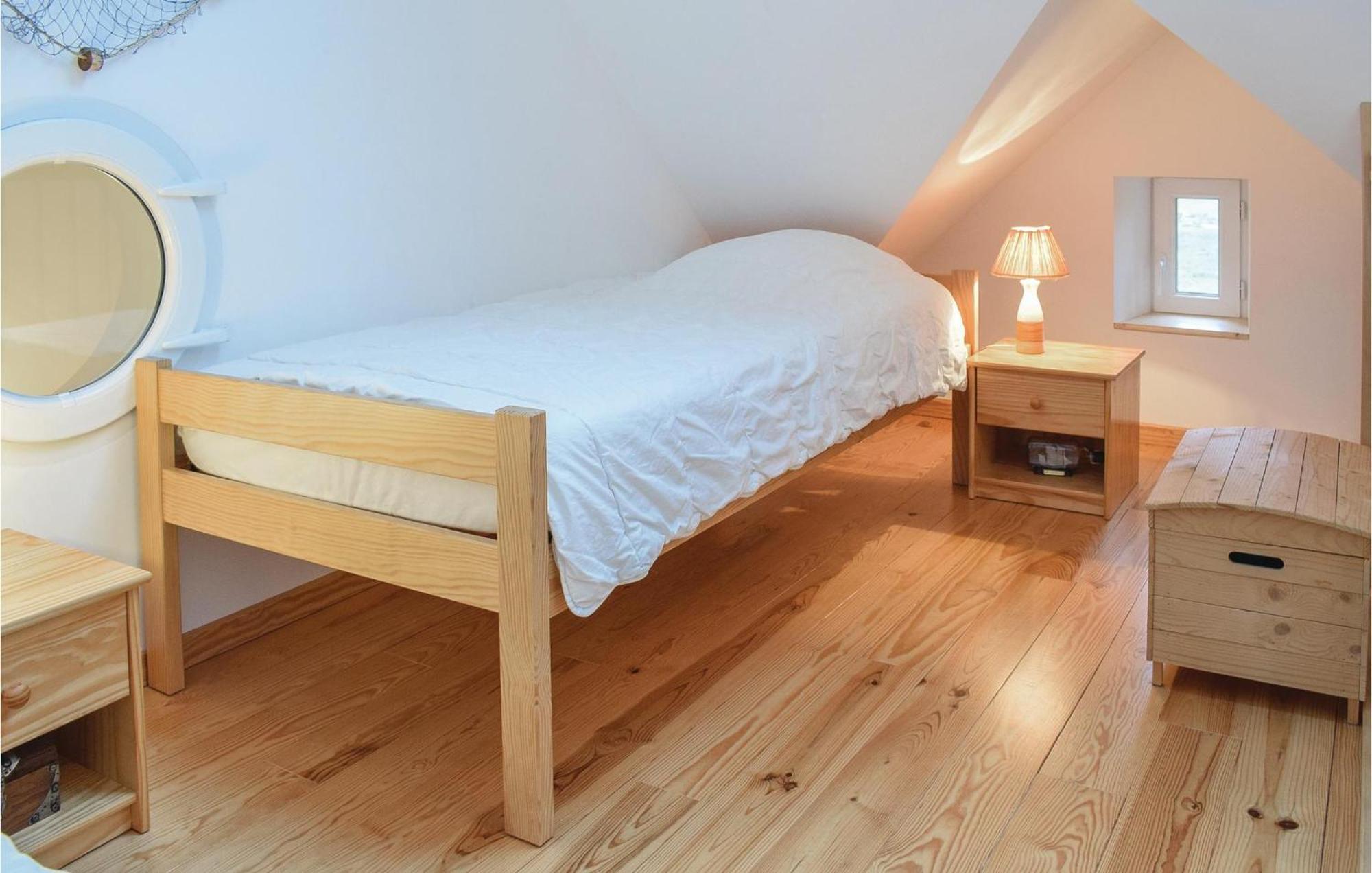 2 Bedroom Amazing Apartment In Ponts 외부 사진